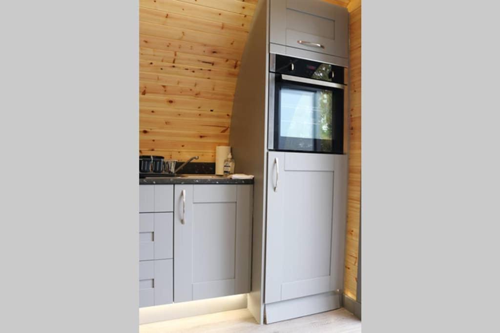 Glampods Glamping Pod - Meet Highland Cows And Sheep Elgin Villa Luaran gambar